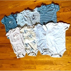 Bundle of 18 month short-sleeved onesies